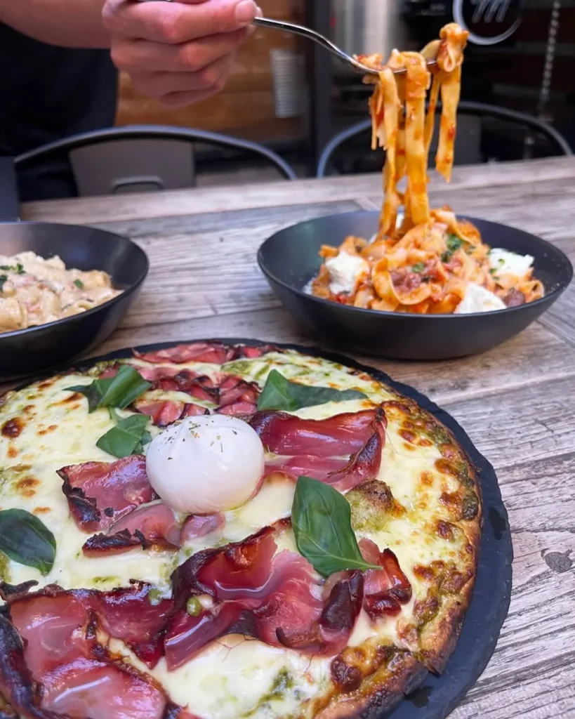 Prosciutto and burrata pizza